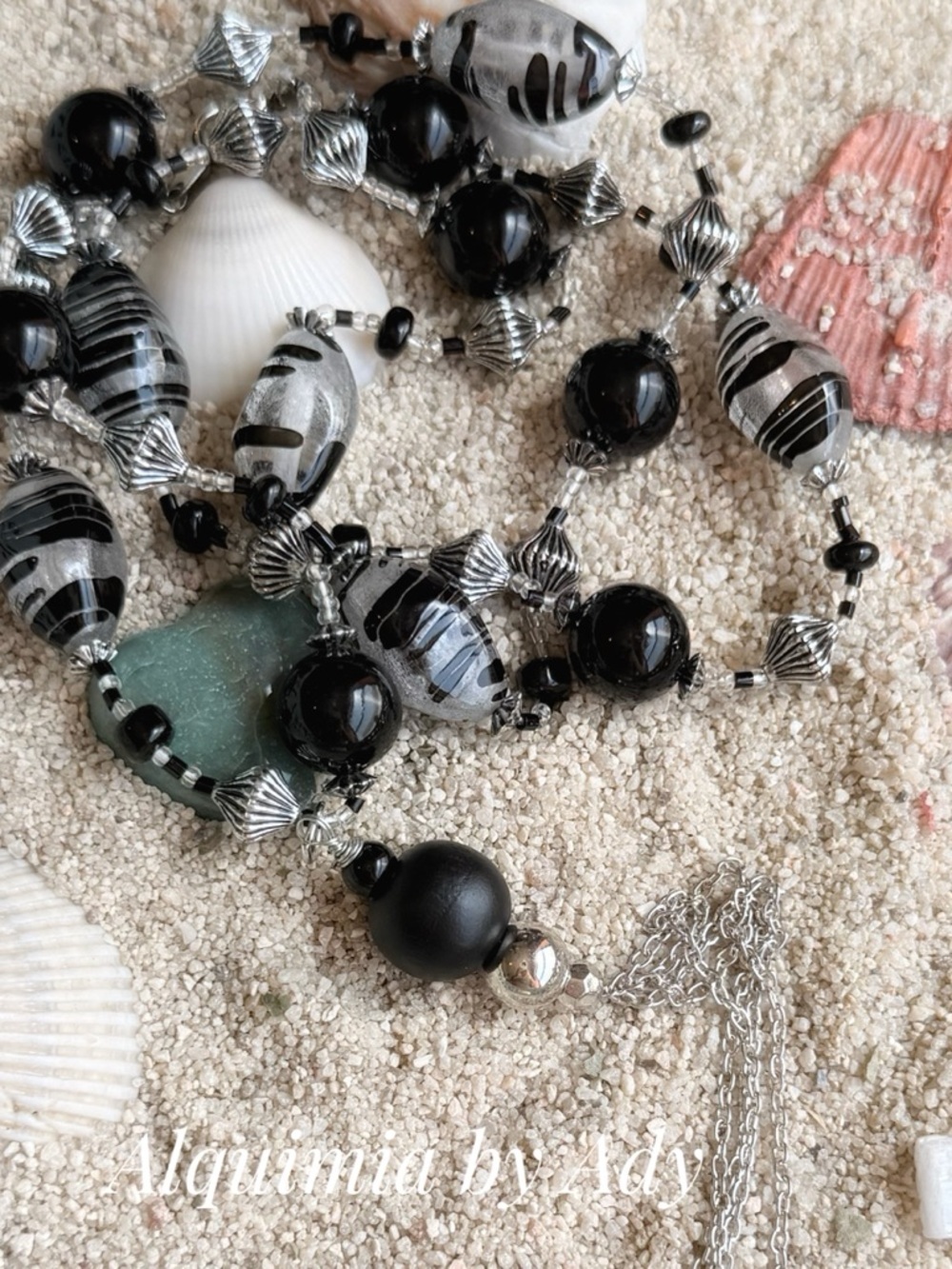 Alquimia Black & Silver Beaded Women’s Necklace